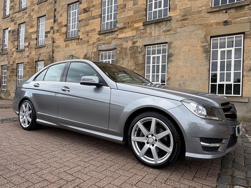 Mercedes-Benz C Class 2.1 C250 CDI AMG Sport Edition G-Tronic+ Euro 5 (s/s) 4dr