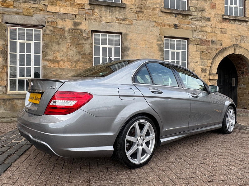 Mercedes-Benz C Class 2.1 C250 CDI AMG Sport Edition G-Tronic+ Euro 5 (s/s) 4dr