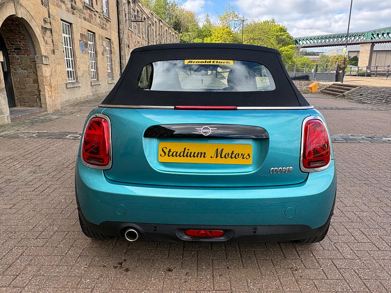 MINI Convertible 1.5 Cooper Euro 6 (s/s) 2dr