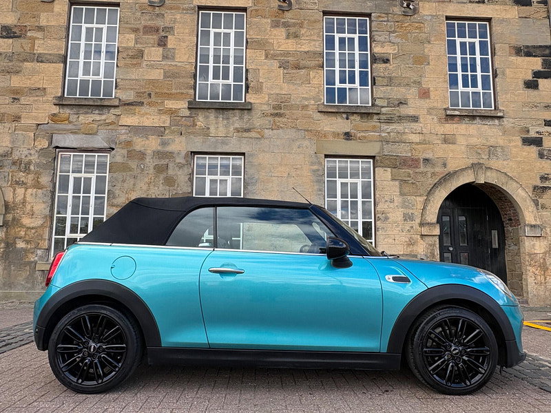 MINI Convertible 1.5 Cooper Euro 6 (s/s) 2dr