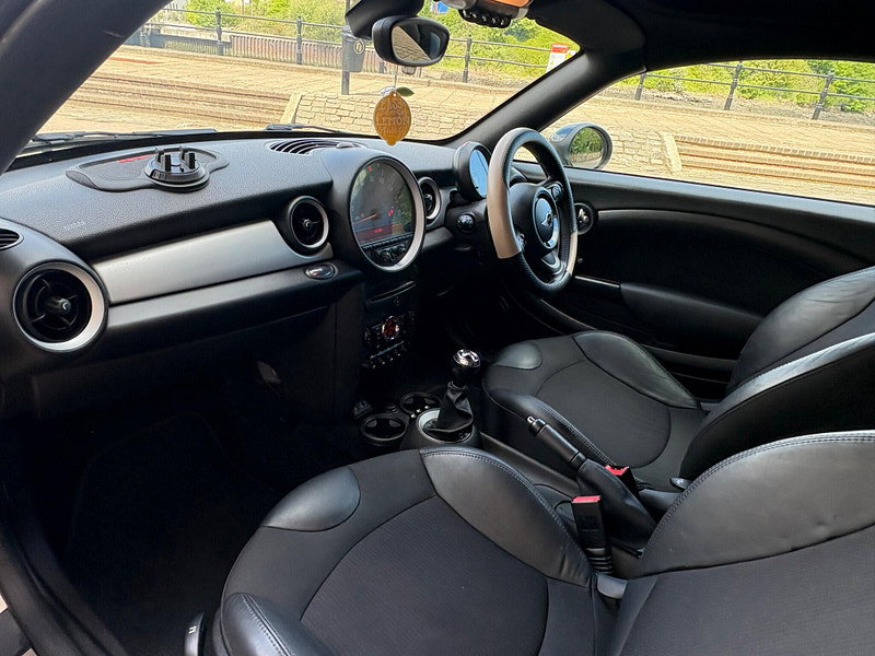 MINI Coupe 1.6 Cooper Euro 6 (s/s) 2dr