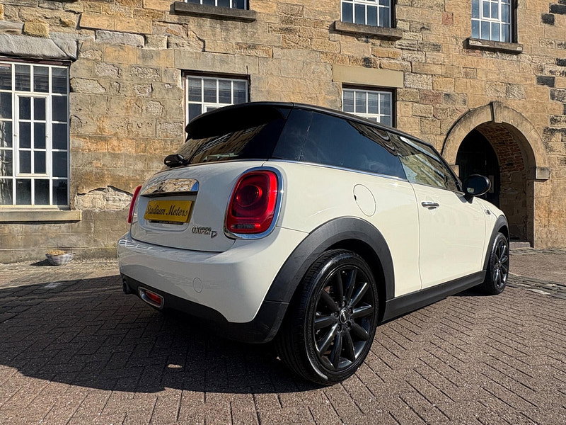 MINI Hatch 1.5 Cooper D Auto Euro 6 (s/s) 3dr