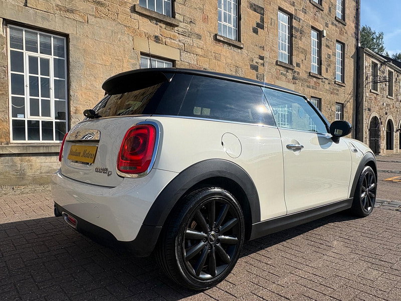 MINI Hatch 1.5 Cooper D Auto Euro 6 (s/s) 3dr