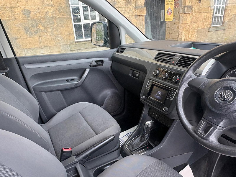 Volkswagen Caddy Maxi Life 2.0 TDI BlueMotion Tech DSG Euro 6 (s/s) 5dr