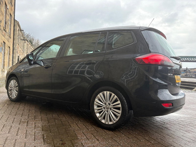 Vauxhall Zafira Tourer 1.4i Turbo Design Euro 6 5dr