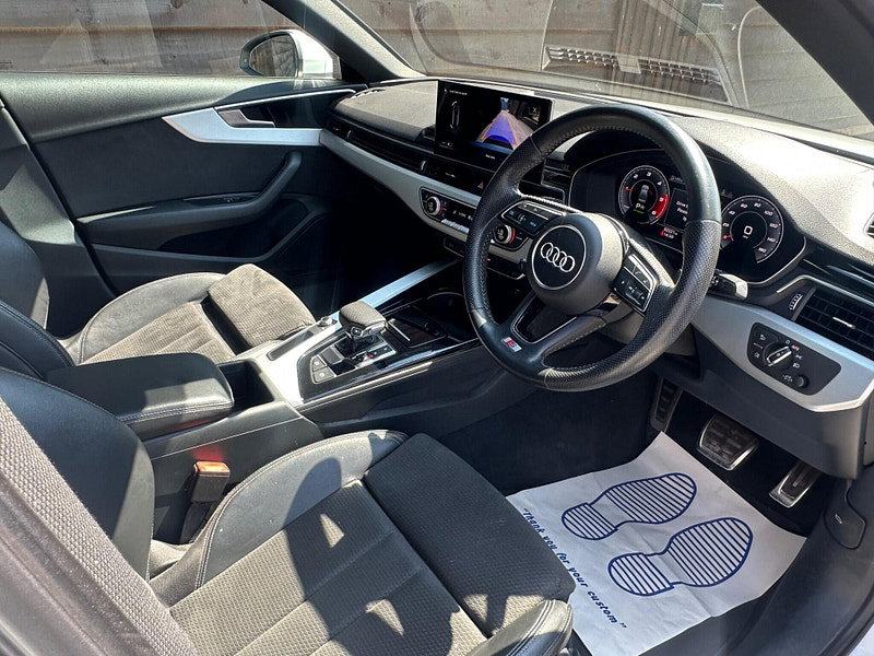 Audi A4 2.0 TDI 35 S line S Tronic Euro 6 (s/s) 4dr 4dr Automatic 2026