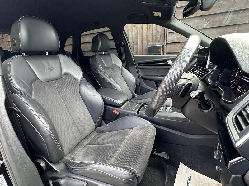 Audi Q5 2.0 TDI 40 Black Edition S Tronic quattro Euro 6 (s/s) 5dr 5dr Automatic 2026