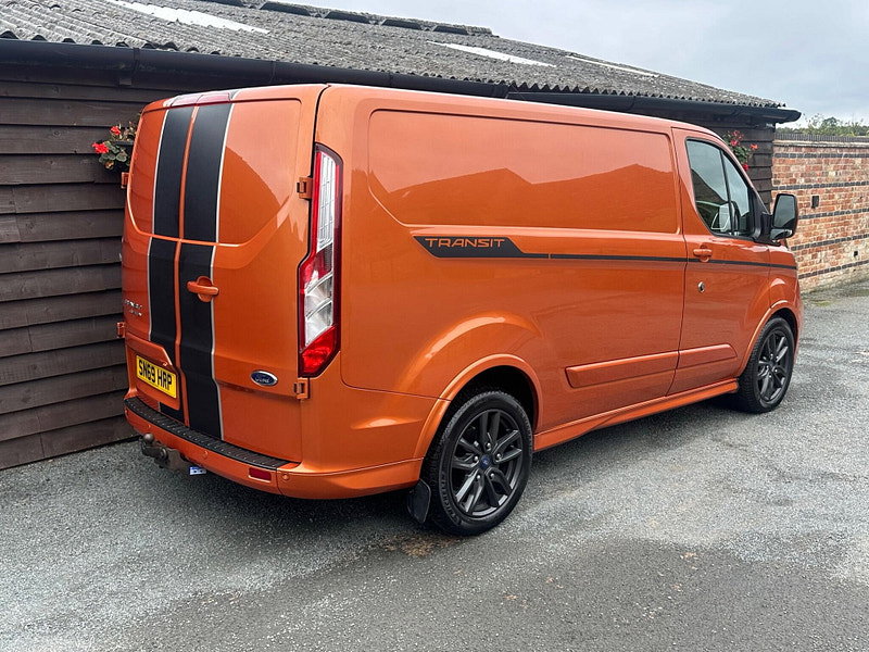 Ford Transit Custom 2.0 290 EcoBlue Sport L1 H1 Euro 6 (s/s) 5dr 5dr Manual 2026