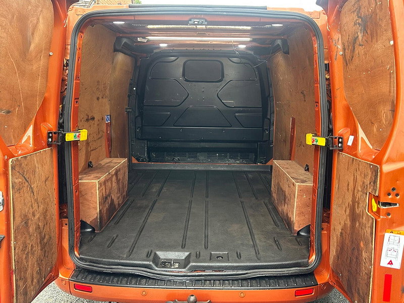 Ford Transit Custom 2.0 290 EcoBlue Sport L1 H1 Euro 6 (s/s) 5dr 5dr Manual 2026