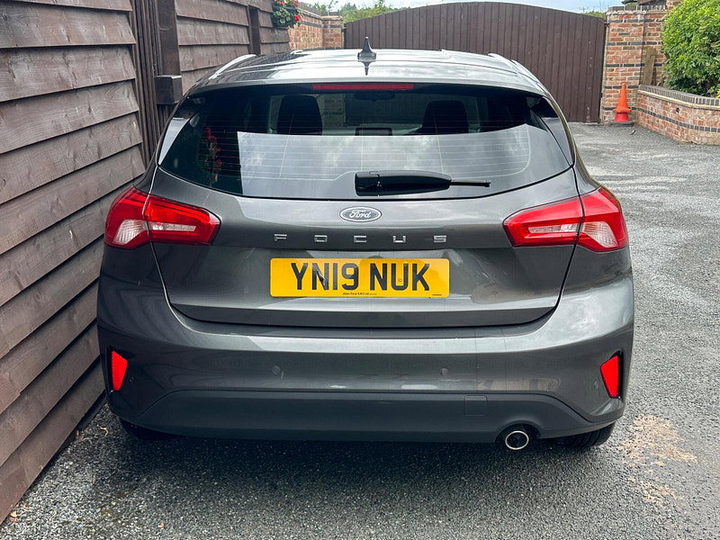 Ford Focus 1.5 EcoBlue Zetec Auto Euro 6 (s/s) 5dr 5dr Automatic 2026