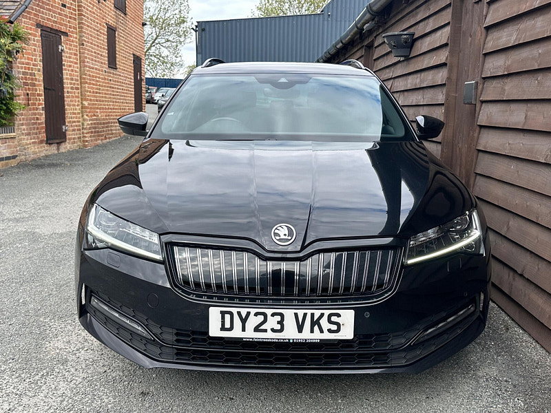 Skoda Superb 1.4 TSI iV 13kWh SportLine Plus DSG Euro 6 (s/s) 5dr 5dr Automatic 2026