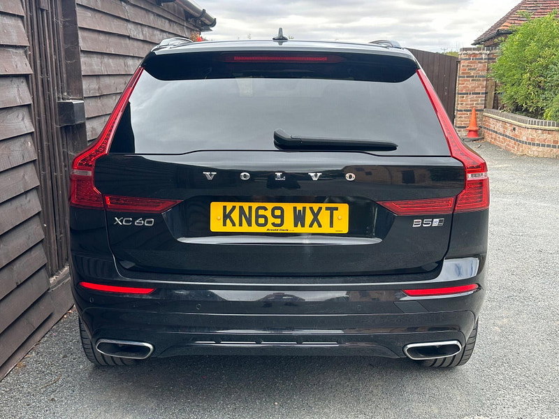 Volvo XC60 2.0 B5 MHEV R-Design Pro Auto AWD Euro 6 (s/s) 5dr 5dr Automatic 2026