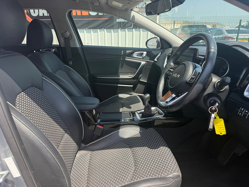 Kia XCeed 1.0 T-GDi Connect SUV 5dr Petrol Manual Euro 6 (s/s) (118 bhp) 5dr Manual 2026