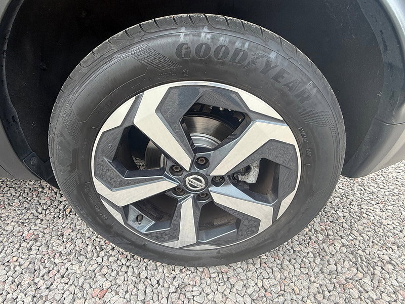 Nissan Qashqai 1.3 DIG-T MHEV Premiere Edition SUV 5dr Petrol Hybrid Manual Euro 6 (s/s) (140 ps) 5dr Manual 2026