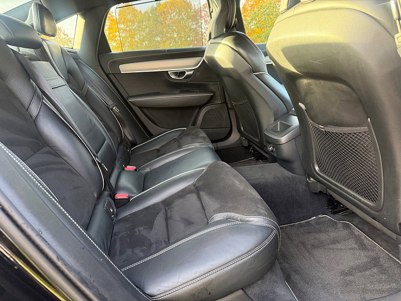 2018 Volvo S90 in Black, photo 22 of 40