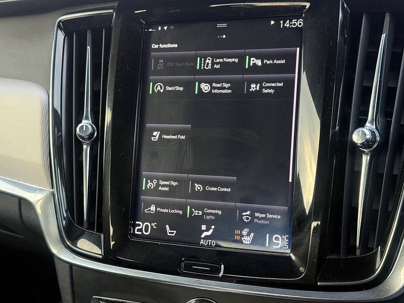2018 Volvo S90 in Black, photo 28 of 40