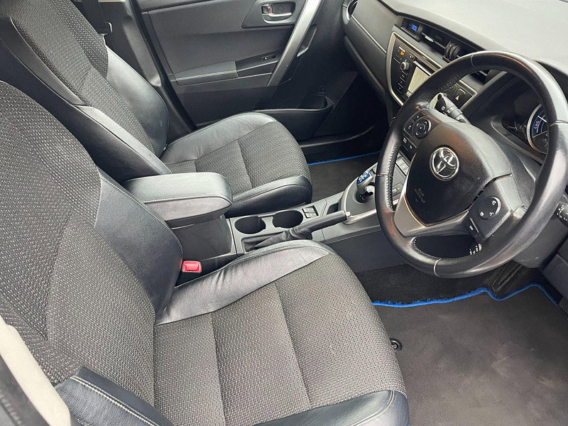 Toyota Auris 1.8 VVT-h Excel CVT Euro 5 (s/s) 5dr