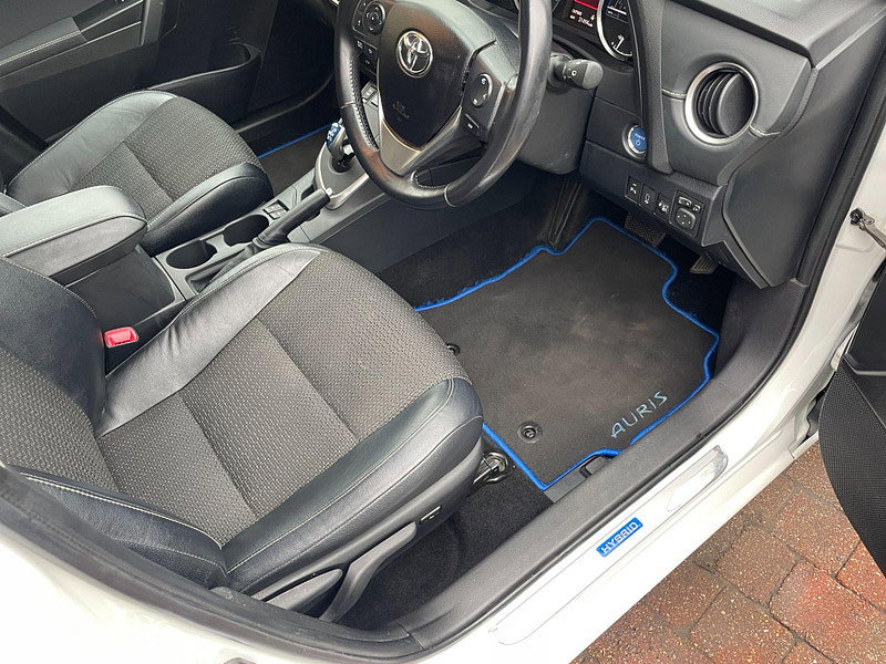 Toyota Auris 1.8 VVT-h Excel CVT Euro 5 (s/s) 5dr