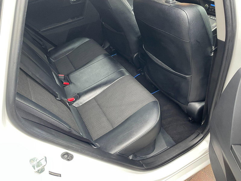 Toyota Auris 1.8 VVT-h Excel CVT Euro 5 (s/s) 5dr