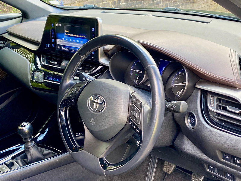 Toyota C-HR 1.2 VVT-i Excel Euro 6 (s/s) 5dr