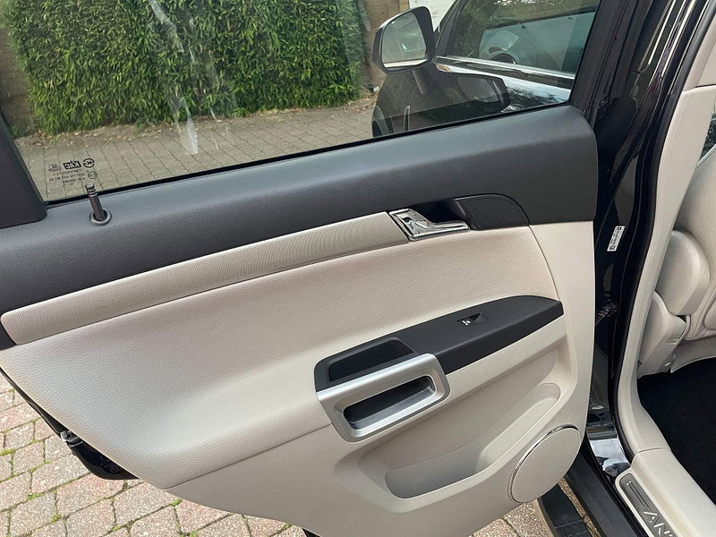 Vauxhall Antara 2.2 CDTi SE Auto 4WD Euro 5 5dr (SNav)