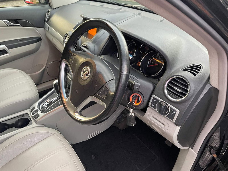 Vauxhall Antara 2.2 CDTi SE Auto 4WD Euro 5 5dr (SNav)