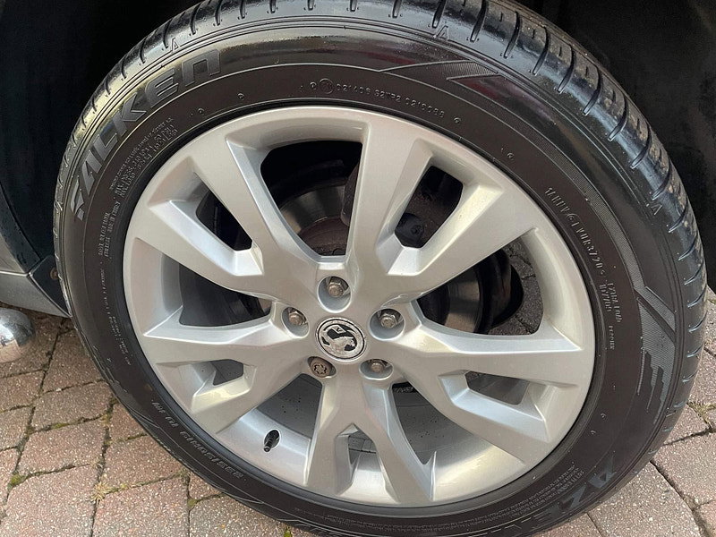 Vauxhall Antara 2.2 CDTi SE Auto 4WD Euro 5 5dr (SNav)
