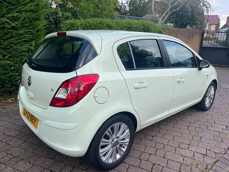 Vauxhall Corsa 1.2i ecoFLEX 16V SE Euro 5 (s/s) 5dr
