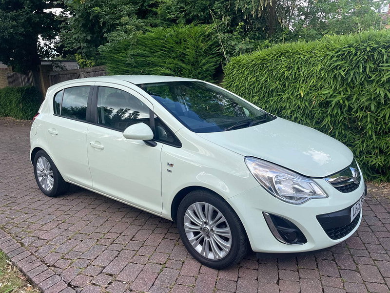 Vauxhall Corsa 1.2i ecoFLEX 16V SE Euro 5 (s/s) 5dr