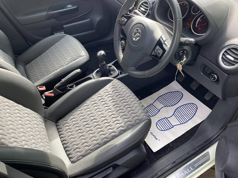 Vauxhall Corsa 1.2i ecoFLEX 16V SE Euro 5 (s/s) 5dr