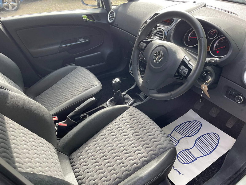 Vauxhall Corsa 1.2i ecoFLEX 16V SE Euro 5 (s/s) 5dr