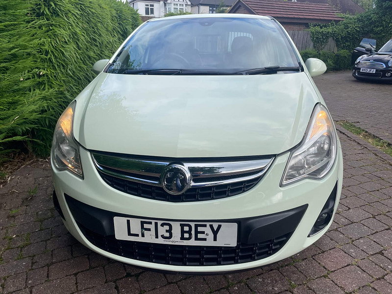 Vauxhall Corsa 1.2i ecoFLEX 16V SE Euro 5 (s/s) 5dr