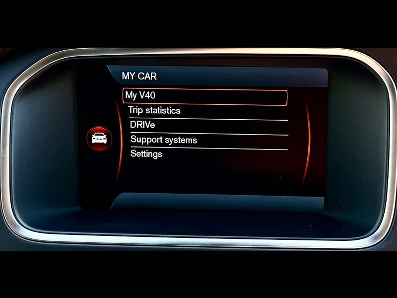 Volvo V40 