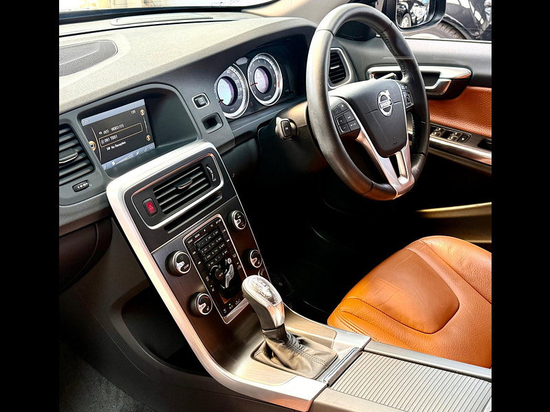 Volvo V60 1.6 T4 Scandanavian Ltd Ed  Powershift