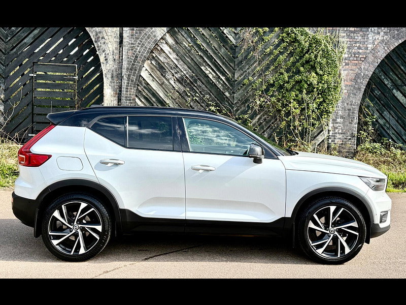 Volvo XC40 2.0 D4 R-Design Auto AWD Euro 6 (s/s) 5dr