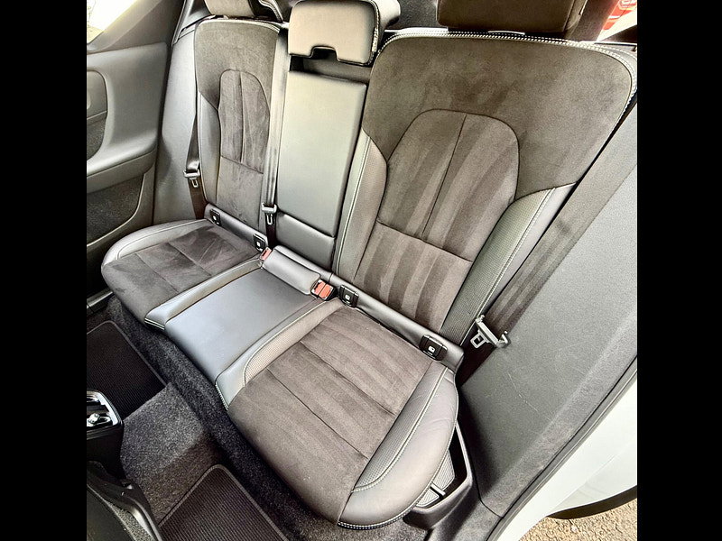 Volvo XC40 2.0 D4 R-Design Auto AWD Euro 6 (s/s) 5dr