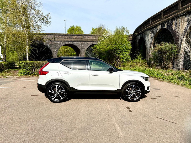 Volvo XC40 2.0 D4 R-Design Auto AWD Euro 6 (s/s) 5dr