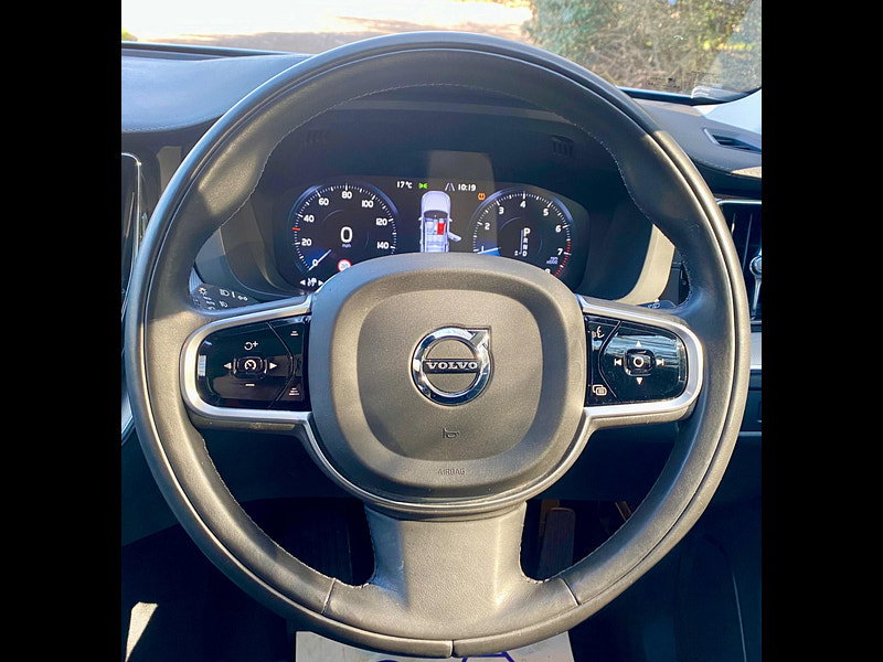 Volvo XC60 2.0 T5 Inscription Pro Auto AWD Euro 6 (s/s) 5dr