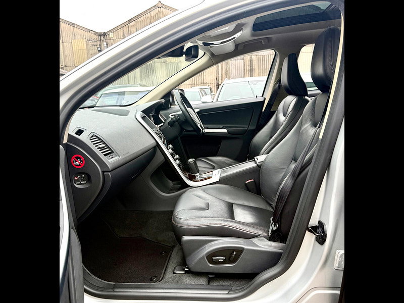Volvo XC60 3.0 T6 SE Lux Geartronic AWD Euro 5 5dr