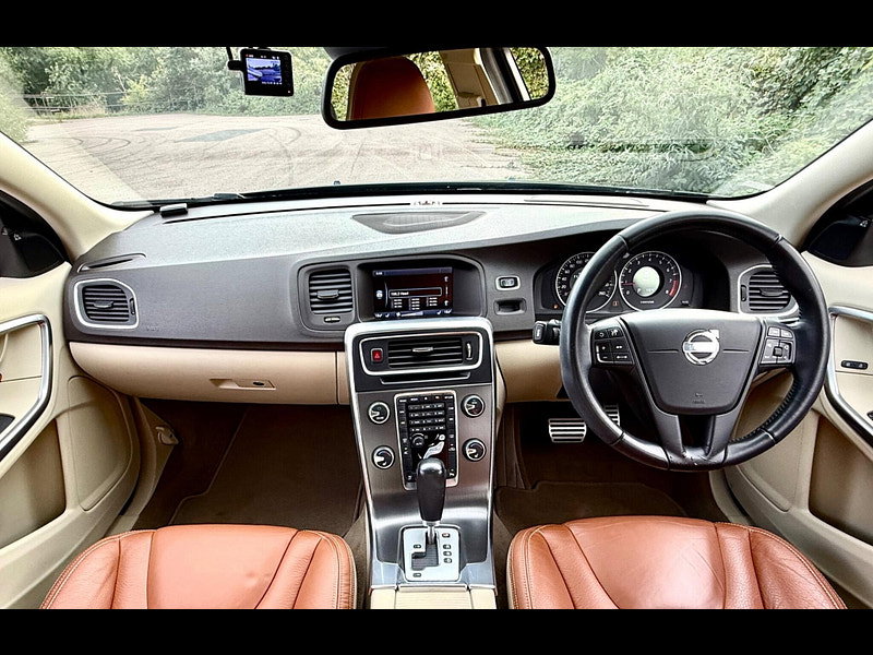 Volvo S60 1.6 T Petrol DrivE Powershift 4dr