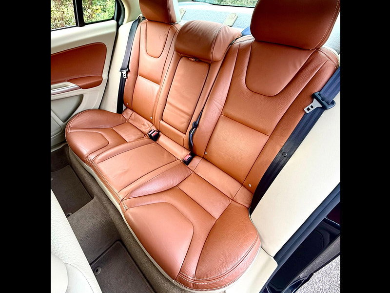 Volvo S60 1.6 T Petrol DrivE Powershift 4dr