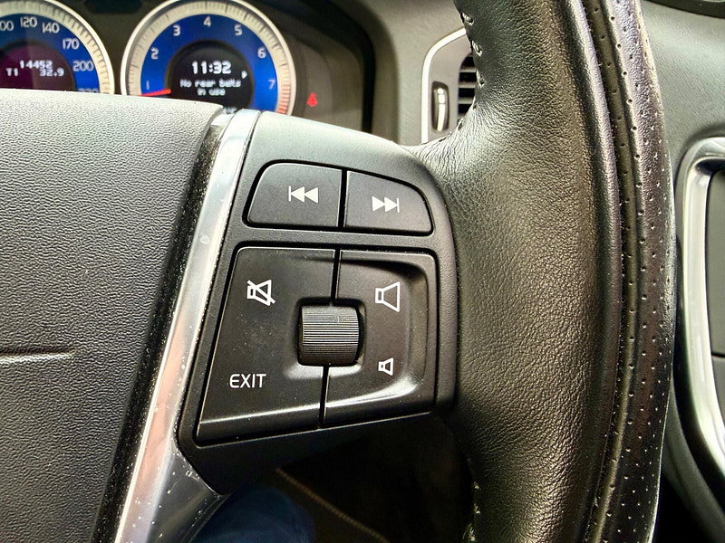 Volvo S60 1.6 T4 R-Design Powershift 4dr