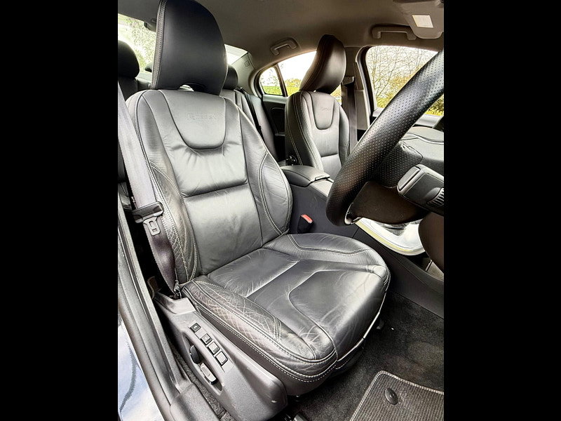 Volvo S60 1.6 T4 R-Design Powershift 4dr