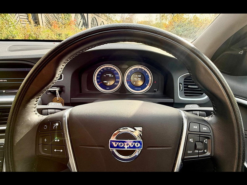 Volvo S60 1.6 T4 R-Design Powershift 4dr