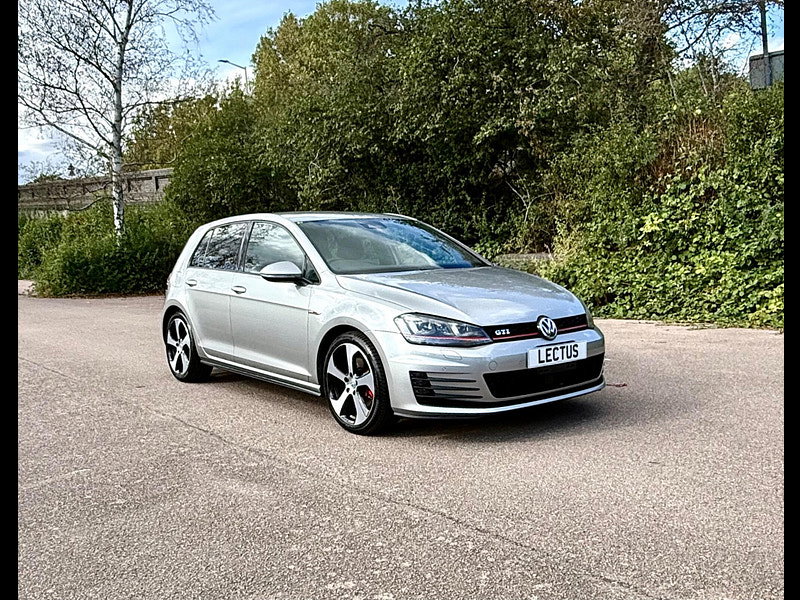 Volkswagen Golf 2.0 TSI BlueMotion Tech GTI DSG 5dr