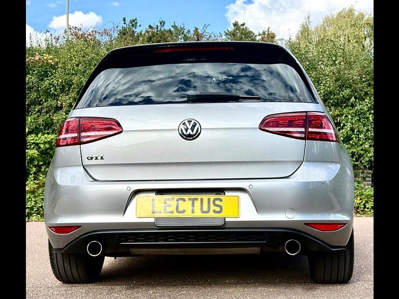 Volkswagen Golf 2.0 TSI BlueMotion Tech GTI DSG 5dr