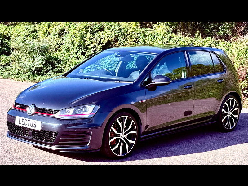 Volkswagen Golf 2.0 TSI GTI Performance DSG 5dr