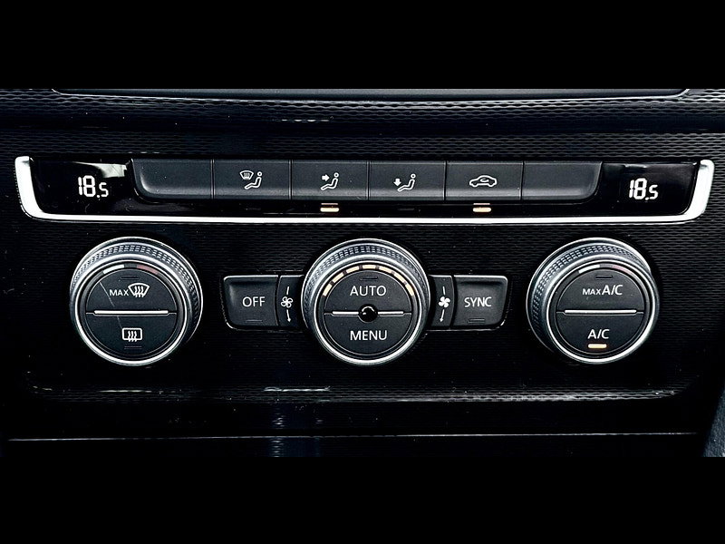 Volkswagen Golf 2.0 TSI GTI Performance DSG 5dr