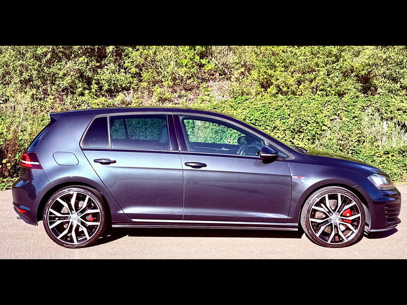 Volkswagen Golf 2.0 TSI GTI Performance DSG 5dr