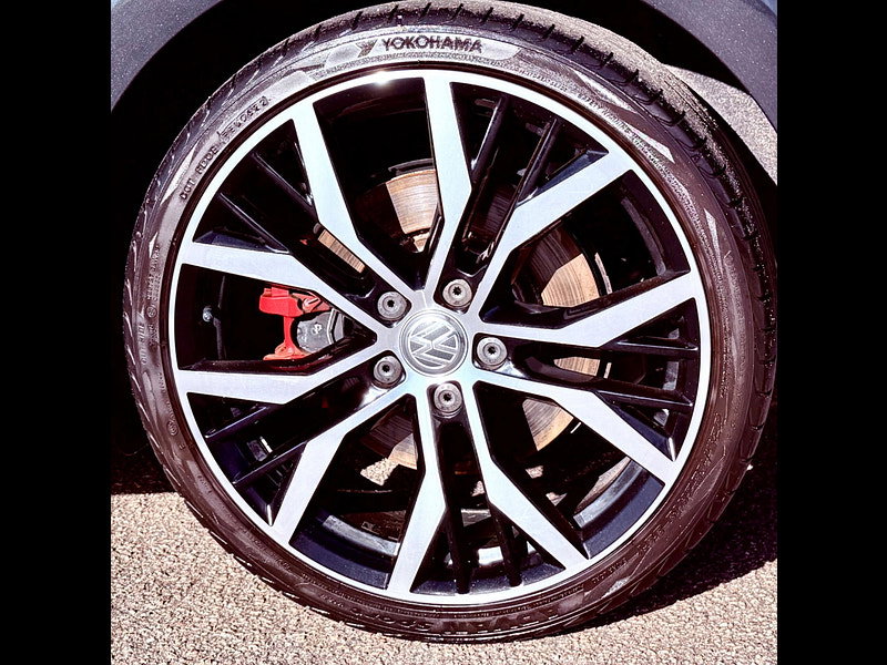 Volkswagen Golf 2.0 TSI GTI Performance DSG 5dr